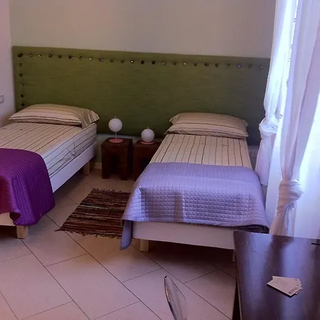 Oda ve Kahvaltı Silvani 123