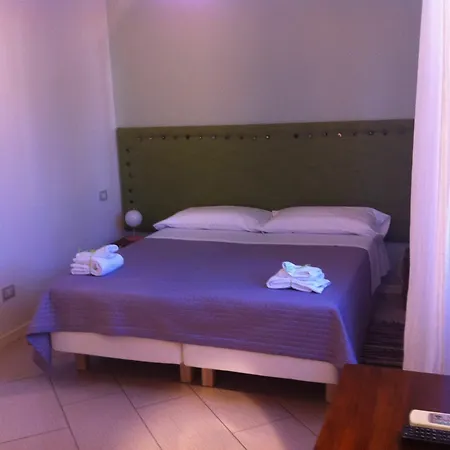 Oda ve Kahvaltı Silvani 123