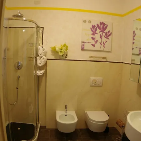 Silvani 123 Oda ve Kahvaltı Floransa